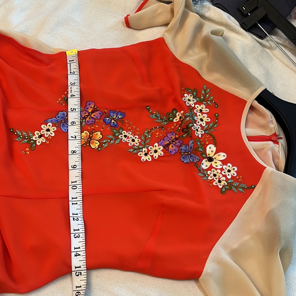 Dress - Picture 4 of 7